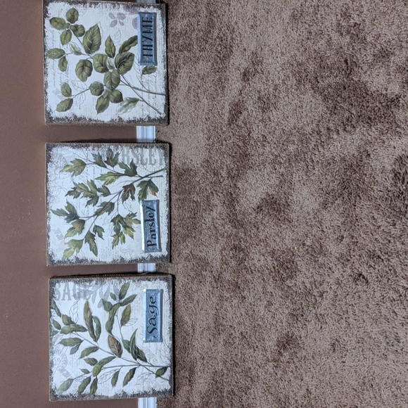 Set of three canvas  kitchen wall art - Picture 1 of 2